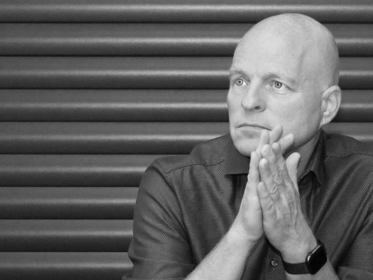 Management Consulting, Digitalisierung, Digitale Transformation, Ziele, Vision, Mission, Purpose, Zilbild, Prozesse, Organisation, Optimierung, Geschwindigkeit, VUKA, Finance, Controlling, IT, Opertions, Solution, Lösung, Business Case, Fördermittel, Genehmigung, Budget, Volker Dökel