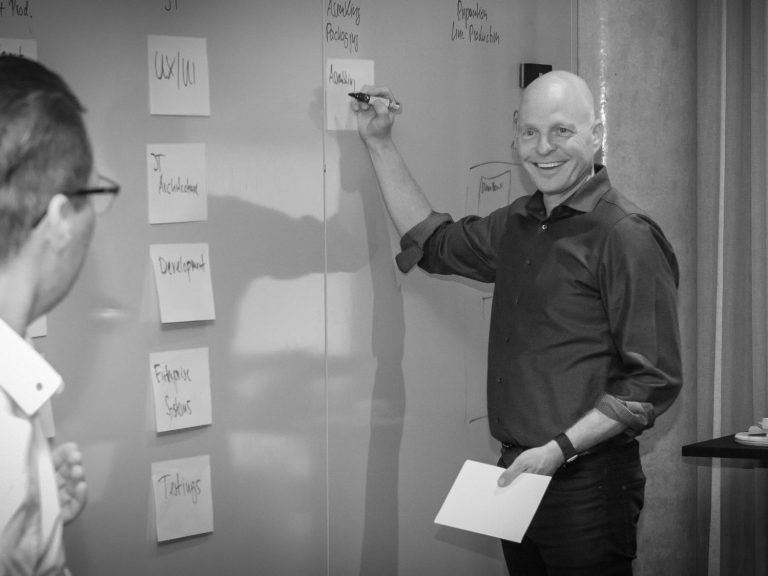  Soforthilfe, Projekthelfer, Project Rescue, Krisenhelfer, Krisenkommunikation, Krisenmanagement, Konfliktmanagement, Deeskalation, Entscheidungsvorbereitung, Analyse, Controlling, Sparring Partner, Buddy, Coach, Lösung, Solution